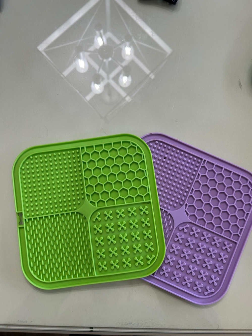 Silicone Pet Lick Mat Duo il
